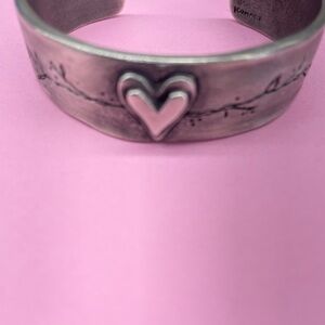 Chic Silver Heart Bracelet